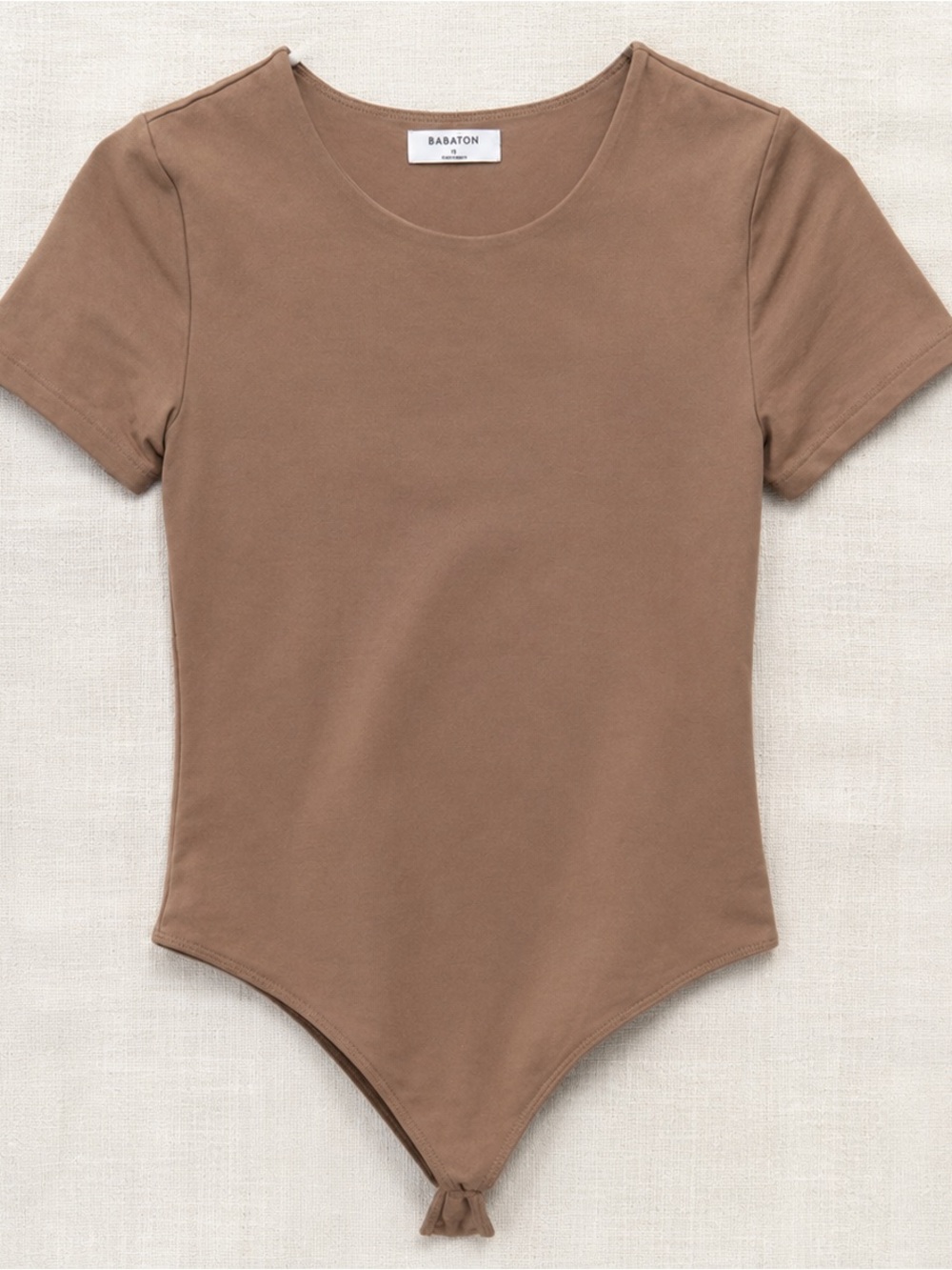 Aritzia Babaton Contour Women's Tan Crewneck Short Sleeve Bodysuit Sz Small